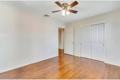 100 E Melrose Street, Valley Stream, NY 11580 - Photo 33