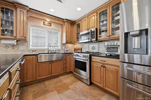 827 Channel Rd, Long Beach, NY 11561 - Photo 17