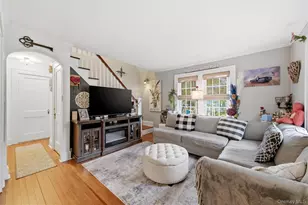 544 Lombardy Blvd, Brightwaters, NY 11718 - Photo 9