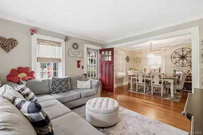 544 Lombardy Boulevard, Brightwaters, NY 11718 - Photo 15