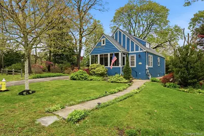544 Lombardy Boulevard, Brightwaters, NY 11718 - Photo 1
