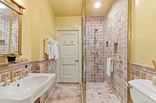 42 Clock Tower Ln, Old Westbury, NY 11568 - Photo 41