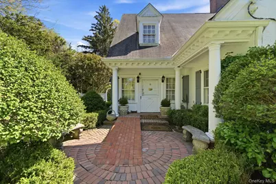 42 Clocktower Lane, Old Westbury, NY 11568 - Photo 15