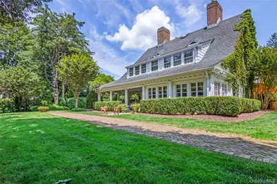 42 Clocktower Lane, Old Westbury, NY 11568 - Photo 9