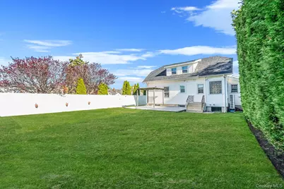 101 Oswego Street, North Bellmore, NY 11710 - Photo 41