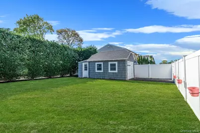 101 Oswego Street, North Bellmore, NY 11710 - Photo 43