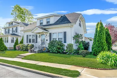 101 Oswego Street, North Bellmore, NY 11710 - Photo 3