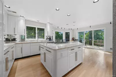 6 Canterbury Court, Briarcliff Manor, NY 10510 - Photo 13