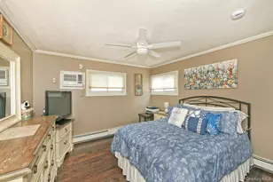 158 Tardy Ln S, Wantagh, NY 11793 - Photo 9