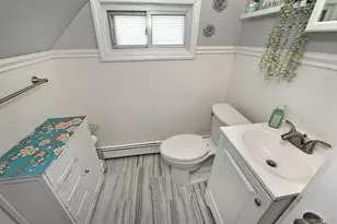 158 Tardy Ln S, Wantagh, NY 11793 - Photo 19