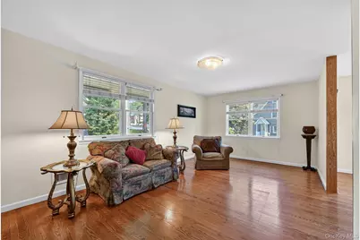 106 Cedar Avenue, Pearl River, NY 10965 - Photo 15