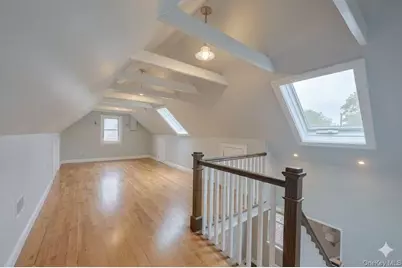 1194 Lydig Ave, Bronx, NY 10461 - Photo 9
