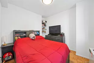 4-74 48th Ave, Long Island City, NY 11109 - Photo 11
