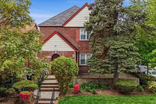 64-02 Ellwell Crescent, Rego Park, NY 11374 - Photo 19