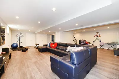 2150 Van Nostrand Avenue, Merrick, NY 11566 - Photo 37