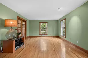 6 Prairie Ln, Brookhaven, NY 11719 - Photo 11