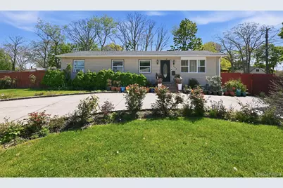 683 Broadway, Brentwood, NY 11717 - Photo 1