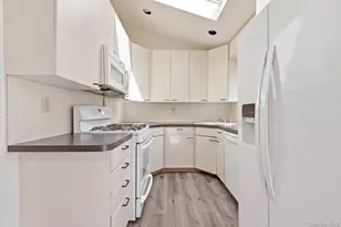 683 Broadway, Brentwood, NY 11717 - Photo 21