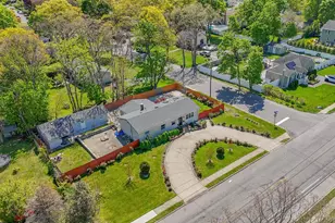 683 Broadway, Brentwood, NY 11717 - Photo 3