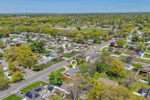 683 Broadway, Brentwood, NY 11717 - Photo 5