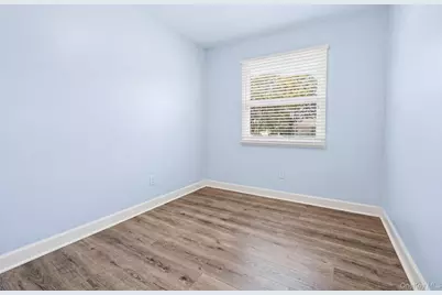 683 Broadway, Brentwood, NY 11717 - Photo 33