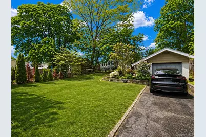 444 Brookside Avenue, Roosevelt, NY 11575 - Photo 3