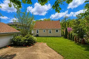 444 Brookside Ave, Roosevelt, NY 11575 - Photo 5