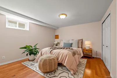 134 E Dover Street, Valley Stream, NY 11580 - Photo 29