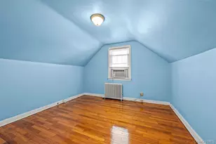 134 E Dover St, Valley Stream, NY 11580 - Photo 19