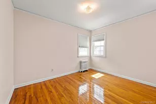 134 E Dover St, Valley Stream, NY 11580 - Photo 15