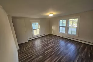 134 Ponquogue Ave, Hampton Bays, NY 11946 - Photo 5