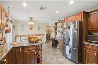 226 Wallkill Road, Walden, NY 12586 - Photo 17