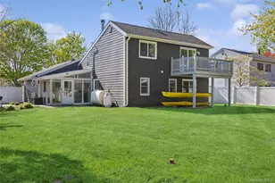 33 Nantucket Dr, Medford, NY 11763 - Photo 21