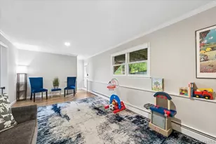 2 Carrigan Ave, White Plains, NY 10605 - Photo 23