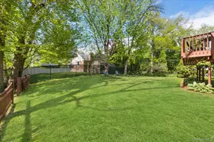 2 Carrigan Ave, White Plains, NY 10605 - Photo 27