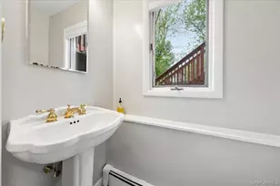 2 Carrigan Ave, White Plains, NY 10605 - Photo 25