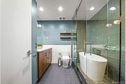 226 50th Avenue #3D, Long Island City, NY 11101 - Photo 19