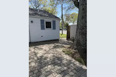 9 Elwin Place, East Northport, NY 11731 - Photo 3