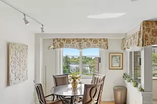701 Pelham Rd, New Rochelle, NY 10805 - Photo 9