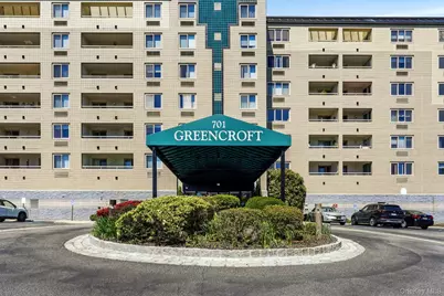 701 Pelham Road #2B, New Rochelle, NY 10805 - Photo 1