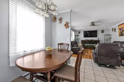 273 Monitor Street, Westbury, NY 11590 - Photo 5