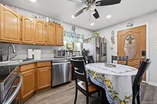 2 Tallow Ln, Levittown, NY 11756 - Photo 5