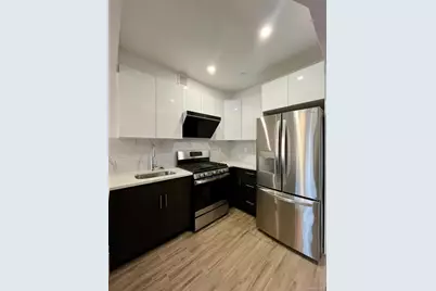 7065 Queens Boulevard #6L, Woodside, NY 11377 - Photo 9
