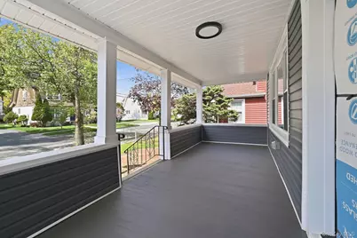 107 E Saint Marks Place, Valley Stream, NY 11580 - Photo 7