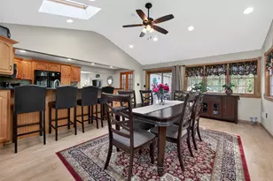21 Foxcroft Dr, Nanuet, NY 10954 - Photo 15