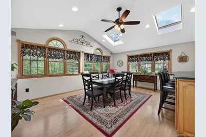 21 Foxcroft Drive, Nanuet, NY 10954 - Photo 21