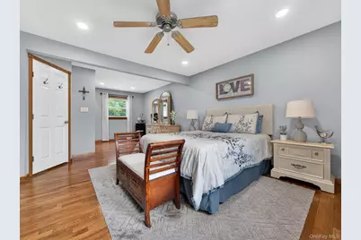21 Foxcroft Drive, Nanuet, NY 10954 - Photo 17