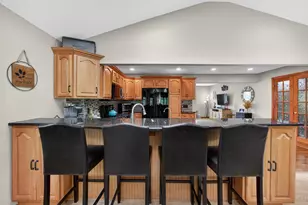 21 Foxcroft Dr, Nanuet, NY 10954 - Photo 9