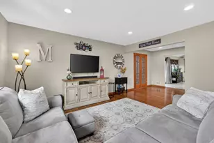 21 Foxcroft Dr, Nanuet, NY 10954 - Photo 5