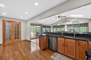 21 Foxcroft Dr, Nanuet, NY 10954 - Photo 13